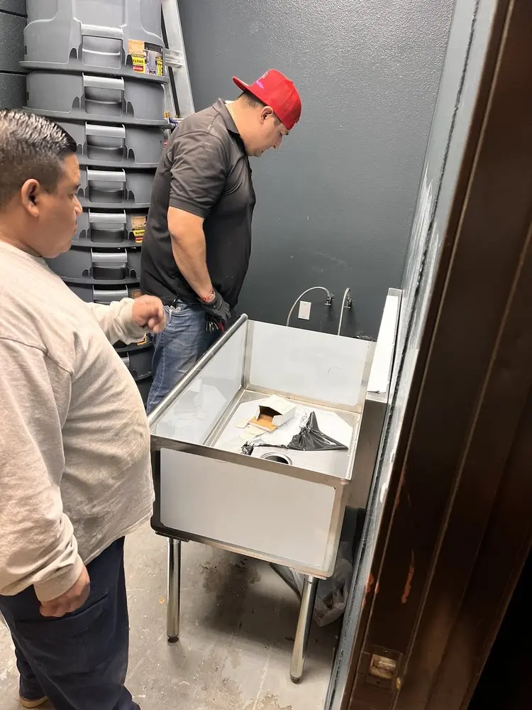 Commercial plumbing and sink installation in South Miami Heights